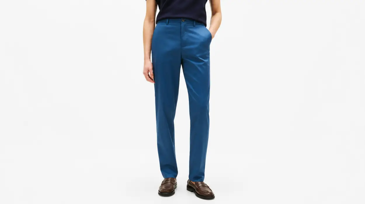 Pantalón chino Tommy Hilfiger Core Harlem Essential Twill de corte relajado para hombre