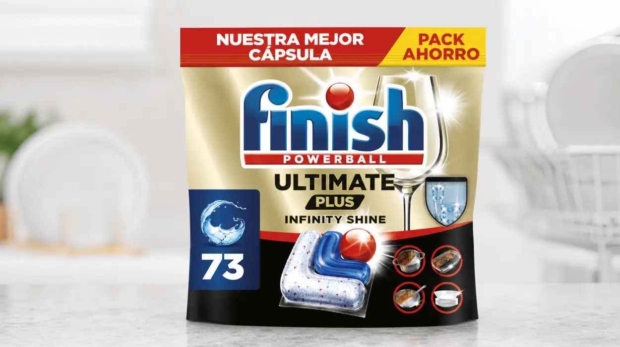 Pack x73 pastillas Finish Ultimate Plus Infinity Shine para lavavajillas y protección del cristal