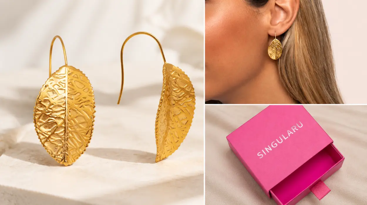 Pendientes Hoja Singularu de acero inoxidable con baño de oro de 18Kt