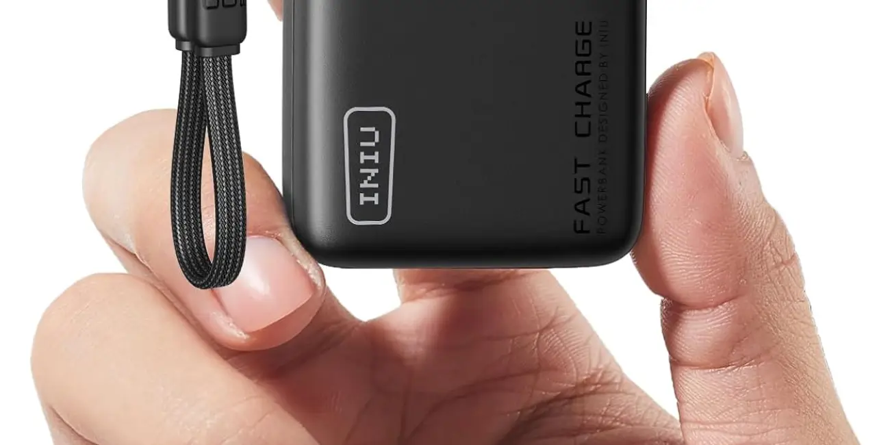 Carga cualquier dispositivo en cualquier parte con este Power Bank Iniu de 45W, compacto y perfecto para viajes