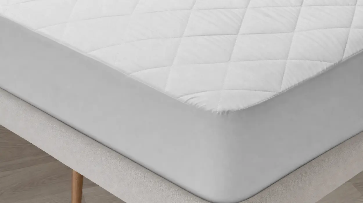 Protector de colchón Pikolin Home Silktouch acolchado y transpirable para cama de 180 x 200 cm