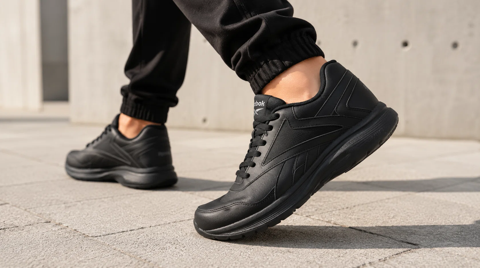 Reebok Walk Ultra 7.0 DMX MAX