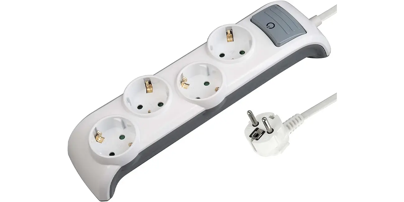 Regleta múltiple Electraline 3G1 con 4 tomas