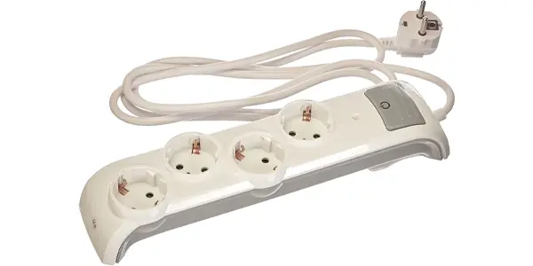 Regleta múltiple Electraline 3G1 con 4 tomas