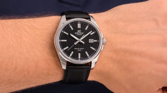 reloj-casio-edifice-classic-efv-150l-1avuef-para-hombre