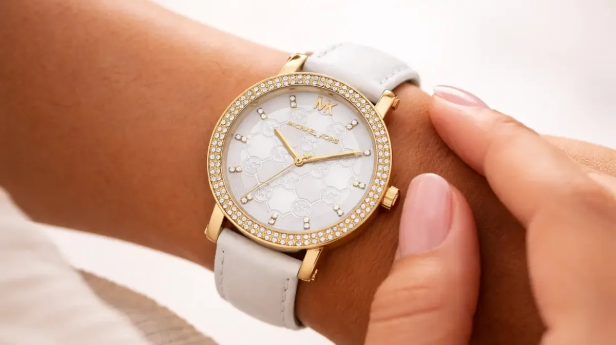 Estilo Jet-Set en tu muñeca por muy poco: Reloj Michael Kors Corey MK7551 para mujer