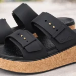 sandalias-crocs-brooklyn-cork-buckle