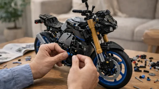 Set de construcción Yamaha MT-10 SP tipo LEGO