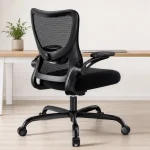 Silla de oficina ergonómica Marsail con respaldo alto de malla y soporte lumbar ajustable para mayor confort