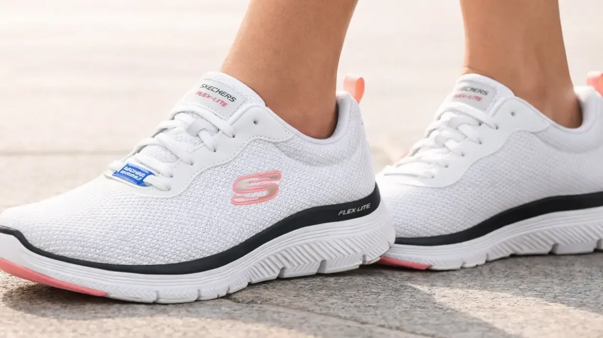 Zapatillas Skechers Flex Appeal 4.0 Brilliant View blancas para mujer