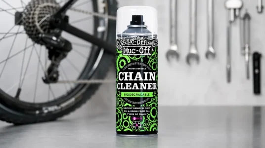 Limpia cadenas de bicicleta Muc-Off en spray de 400 ml, biodegradable y soluble en agua