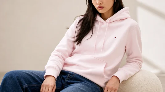 sudadera-con-capucha-tommy-jeans-flag-regular-fit-para-mujer