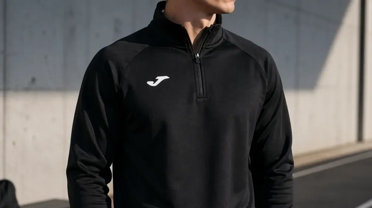 Sudadera Joma Faraon negra con media cremallera para hombre