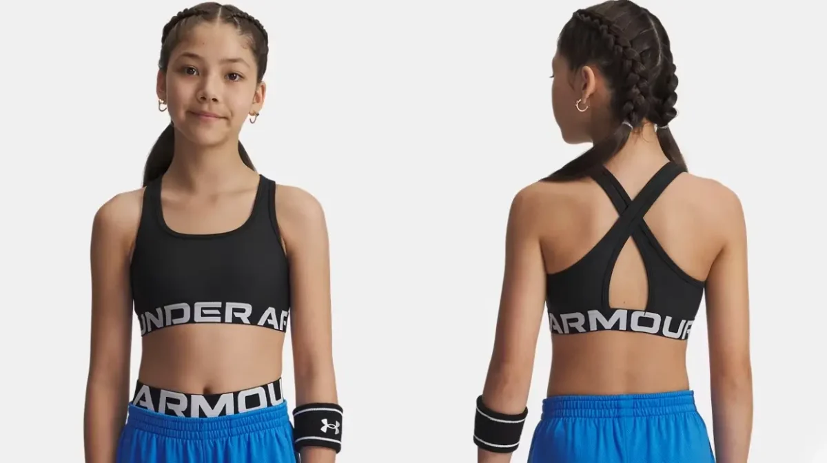 El sujetador perfecto para pequeñas deportistas es este TOP VENTAS de Under Armour, hoy rebajado en 2 modelos