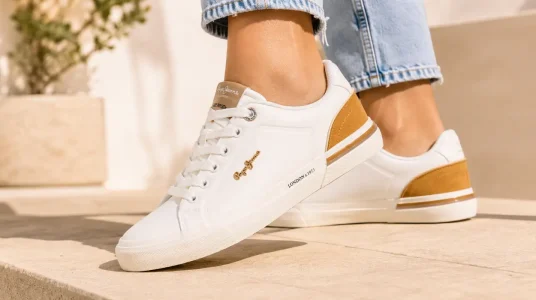 Tenis Pepe Jeans Kenton Campus W para mujer en color blanquecino