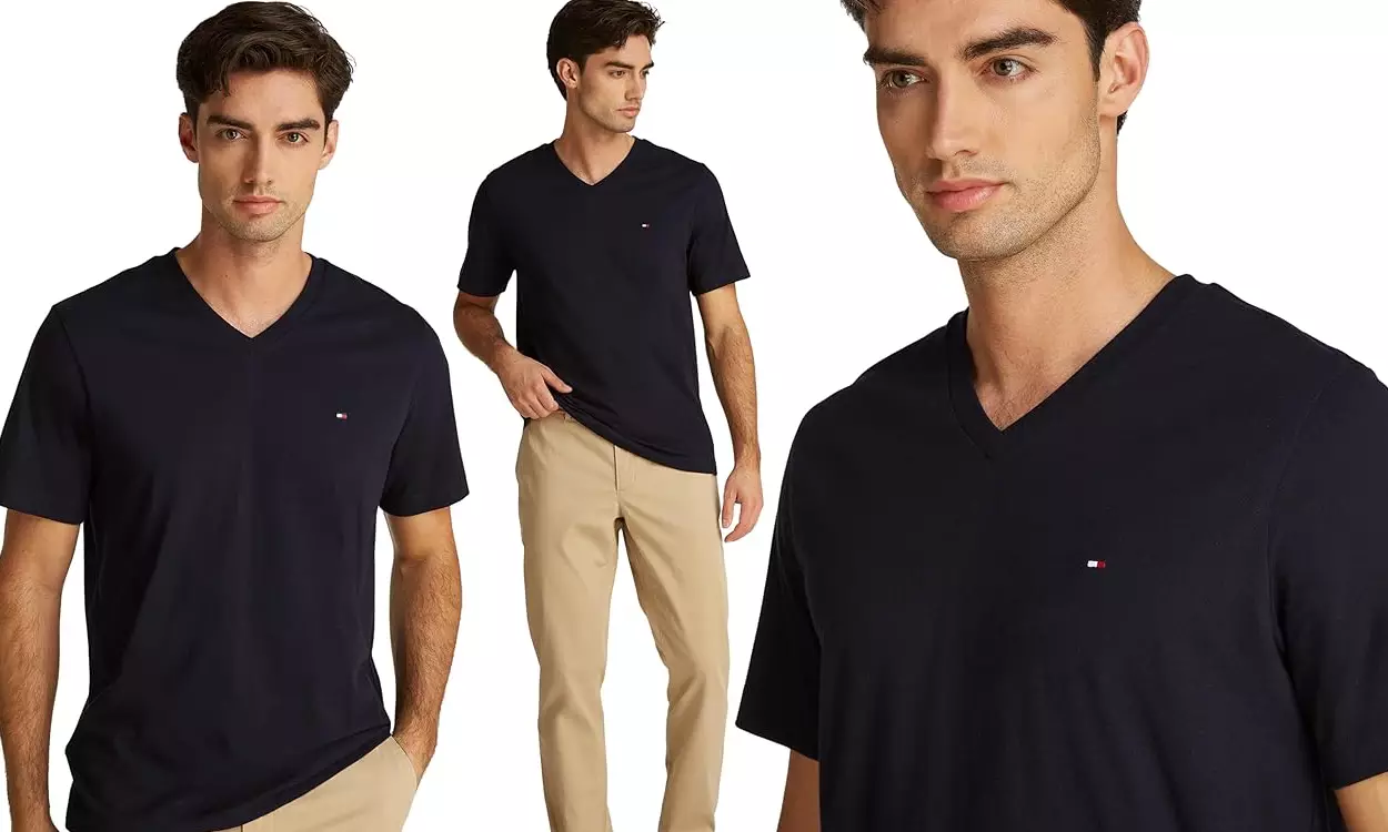 Chollo Camiseta Tommy Hilfiger de cuello de pico para hombre