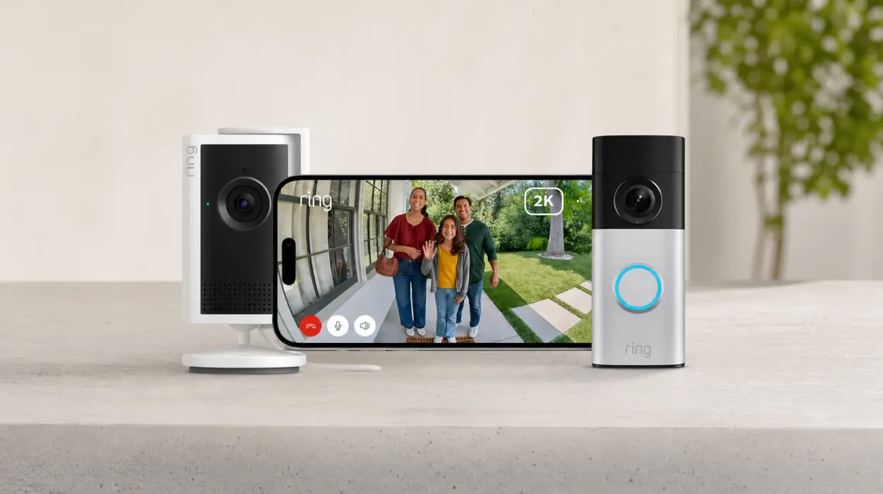 Pack Videotimbre Ring Plus 2.ª gen. y cámara interior con visión 2K
