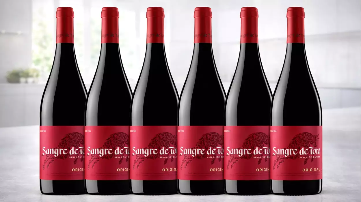 Pack x6 botellas Vino Sangre De Toro Tinto Crianza D.O. Cataluña de 750 ml barato en Amazon