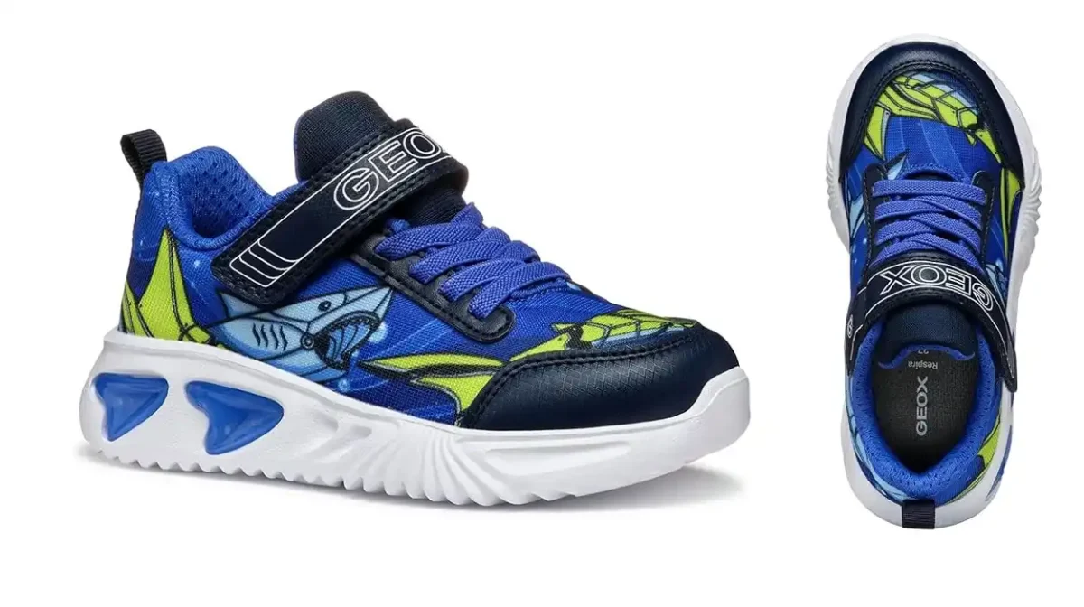 Zapatillas Geox J Assister Boy B Tiburón para niños con luces integradas