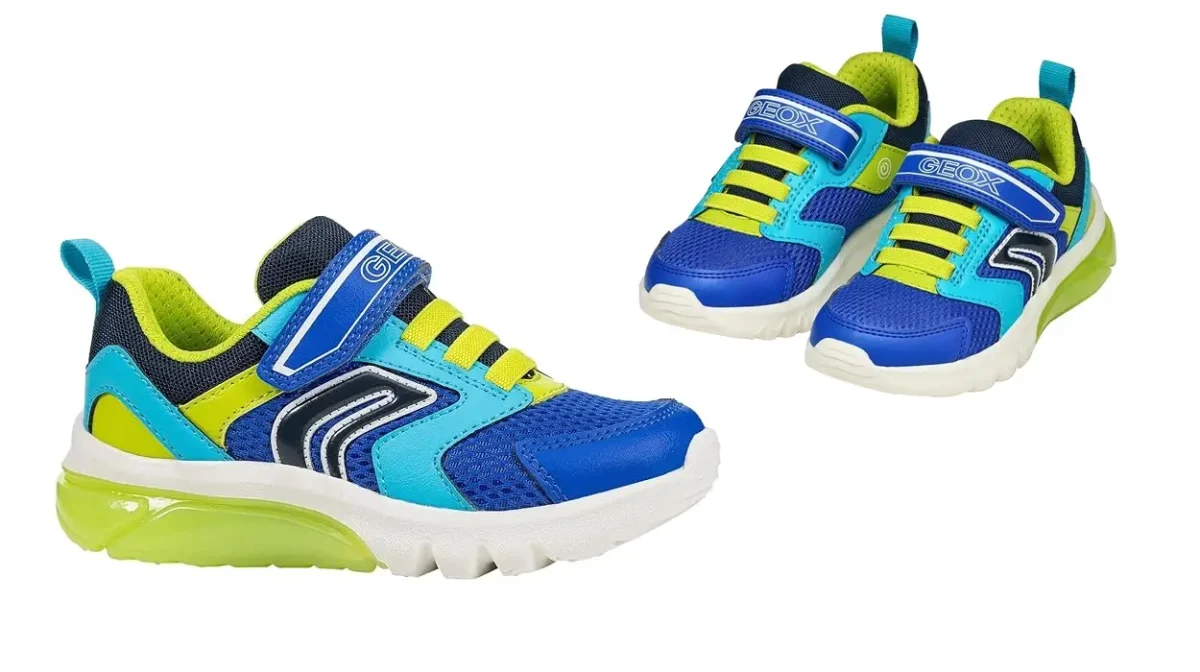 Cuida los pies de tus peques con estas Geox con luces integradas que hoy puedes cazar a MITAD de precio
