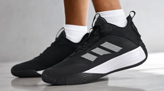 Zapatillas Adidas Own The Game 3 para hombre con amortiguación LIGHTMOTION
