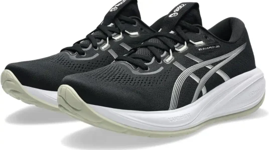 Zapatillas Asics Gel-Cumulus 28 con amortiguación GEL y suela duradera