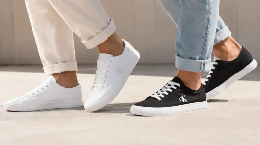 Zapatillas bajas de lona Calvin Klein para hombre, blancas y brillantes