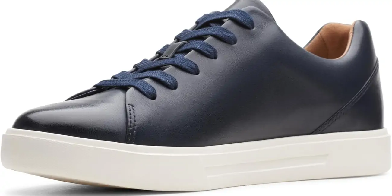 Zapatillas Clarks Un Costa Lace Navy Leather para hombre con cupón