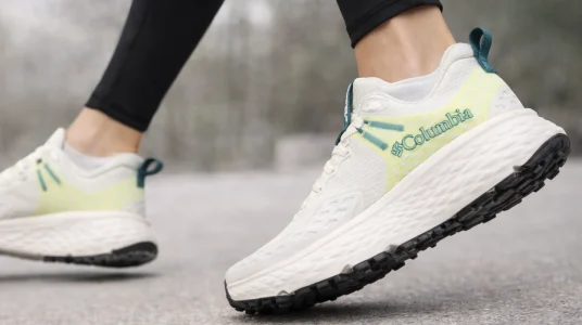 zapatillas-columbia-konos-trs-outdry-blancas-para-mujer