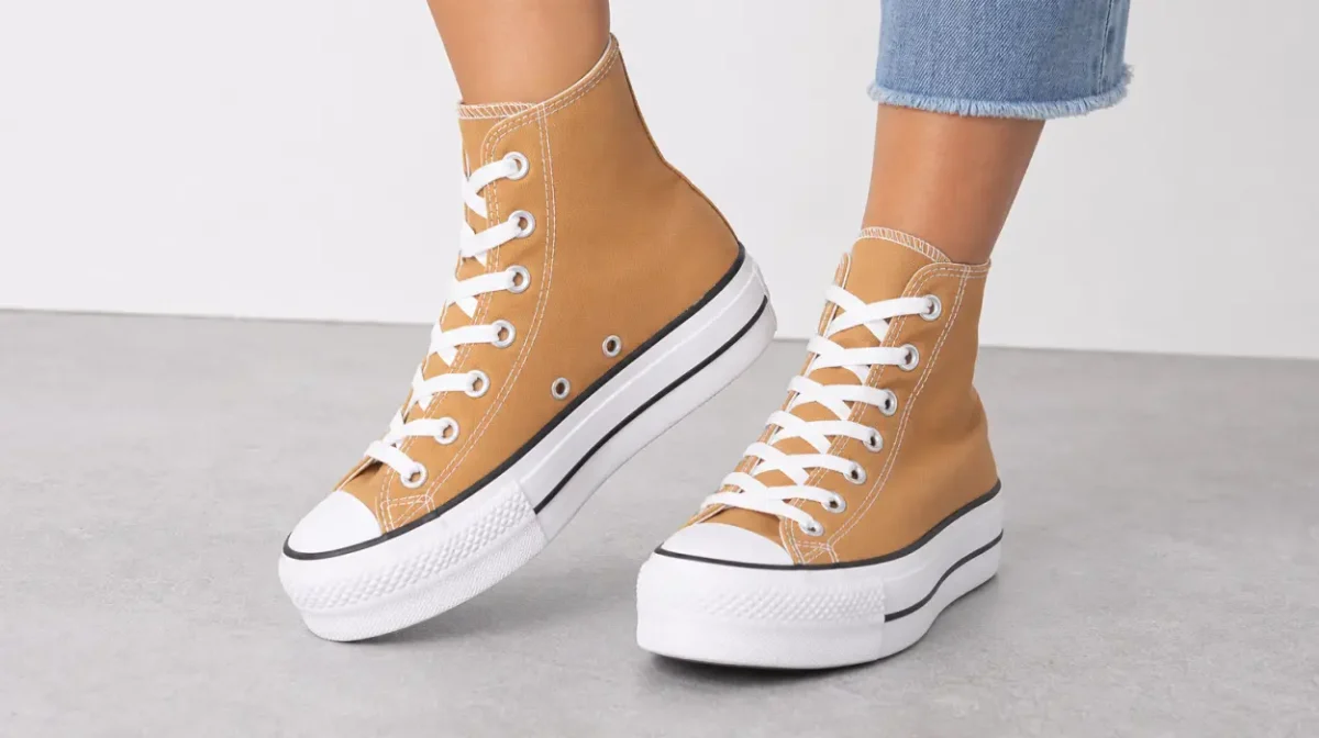 Zapatillas Converse Chuck Taylor All Star Lift Platform marrones para mujer