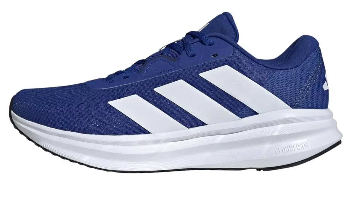 Estas zapatillas de running Adidas Galaxy 7 se cuelan en el TOP VENTAS con una rebaja de auténtica locura ¡Más baratas que nunca!