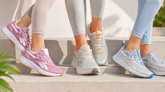 Zapatillas deportivas Reebok para mujer modelo Verse en color Berry Chill, talla 38 EU