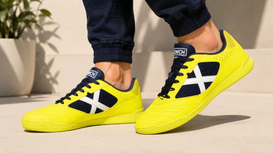 Zapatillas MUNICH Debut 07 para hombre en amarillo, talla 42