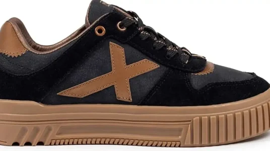 Chollo Zapatillas Munich Mina 08 unisex