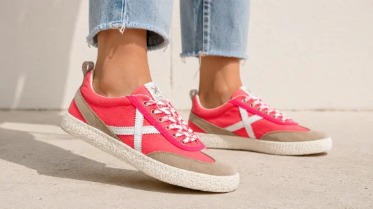 Zapatillas Munich Volata 93 para mujer con diseño exclusivo