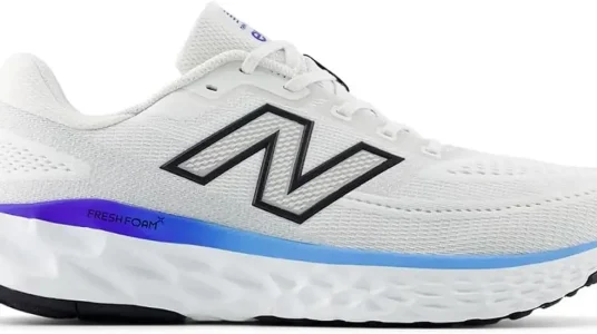 Chollo Zapatillas New Balance Fresh Foam Evoz para hombre
