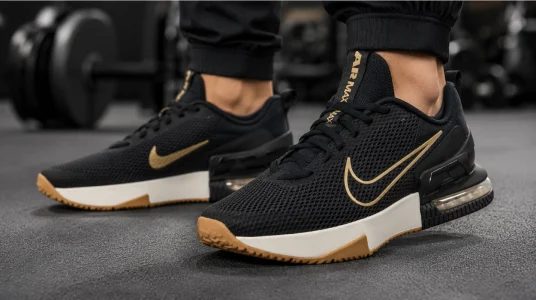 zapatillas-nike-air-max-alpha-trainer-6-negras-hombre