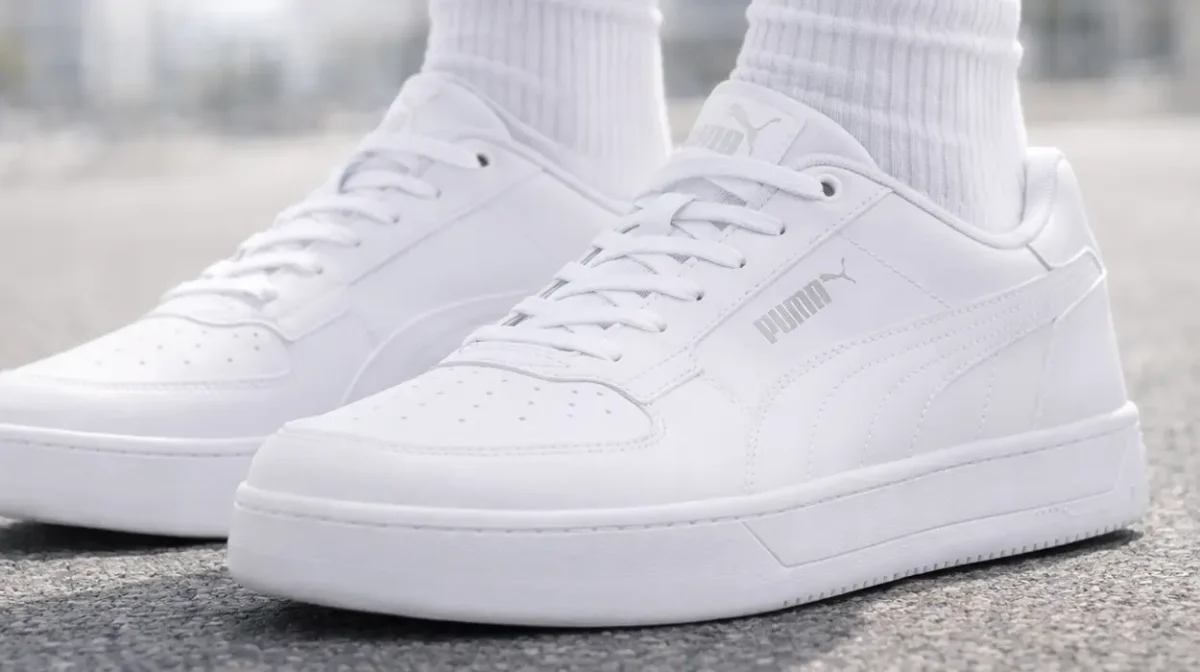 Amazon rebaja un 60% estas zapatillas Puma Caven 2.0 blancas en tallas unisex perfectas para combinar a diario