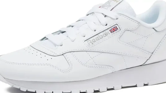 Chollo zapatillas reebok classic leather blancas hombre