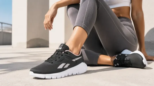 Zapatillas Reebok Split Flex para mujer, cómodas y estables en color gris