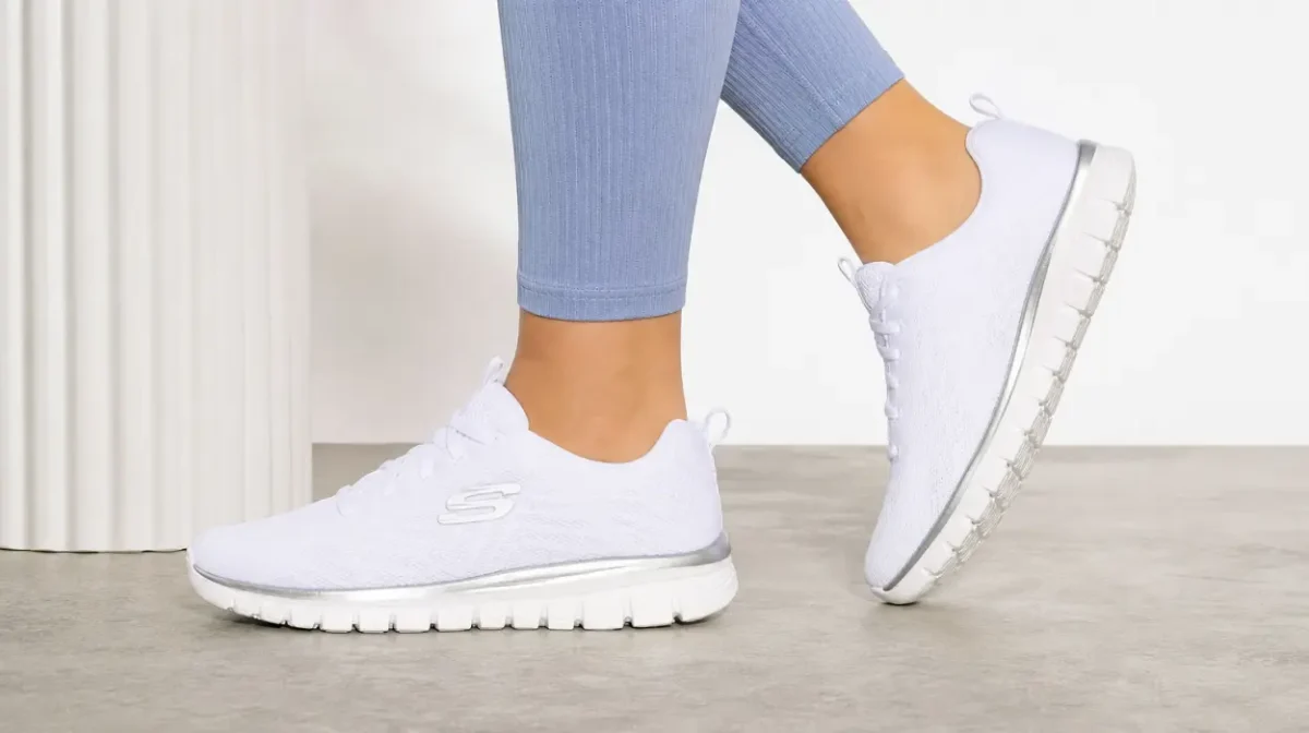 Zapatillas Skechers Graceful Get Connected Regular para mujer en color blanco