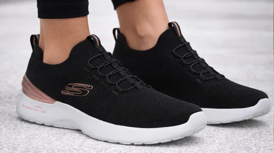 zapatillas-skechers-skech-air-dynamight-rich-glow-negras-mujer