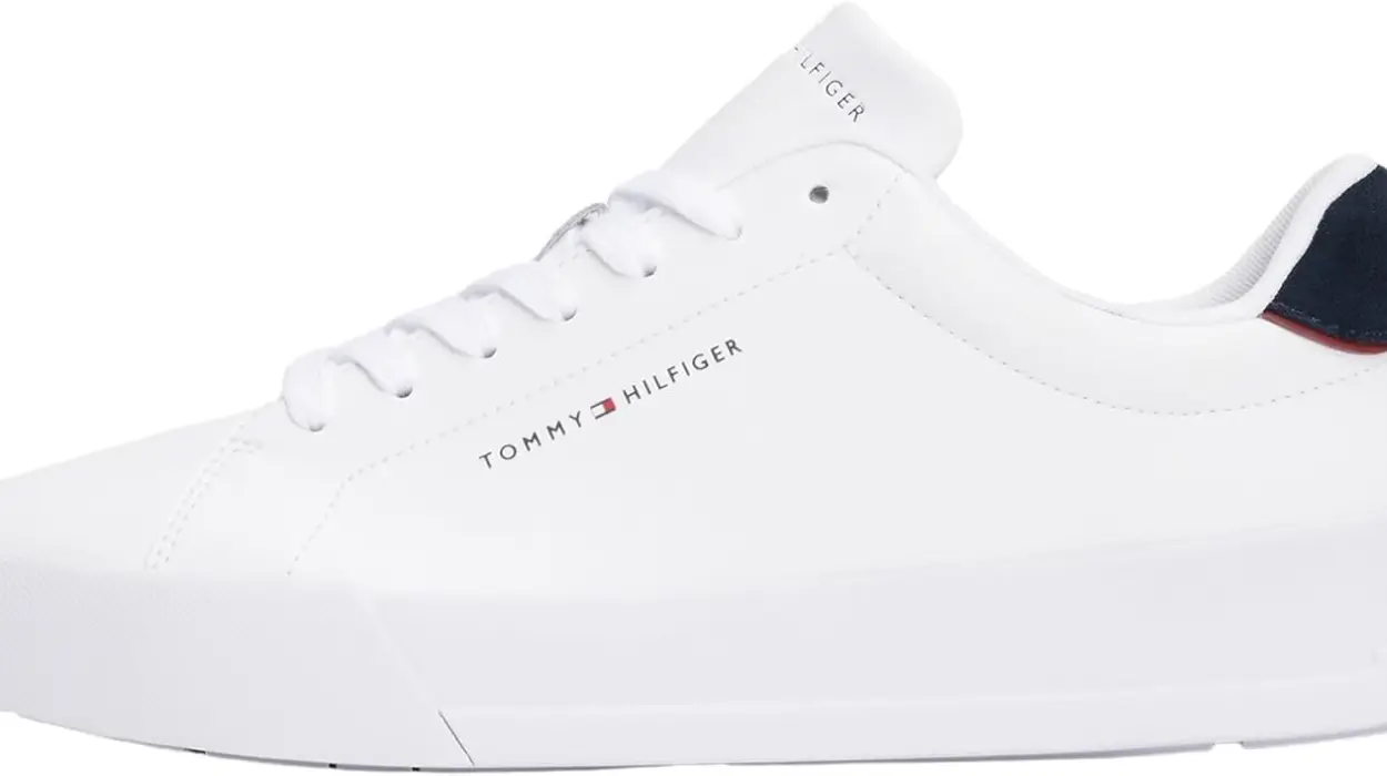 Elegancia y comodidad con las zapatillas Tommy Hilfiger Court Sneaker blancas de piel para mujer