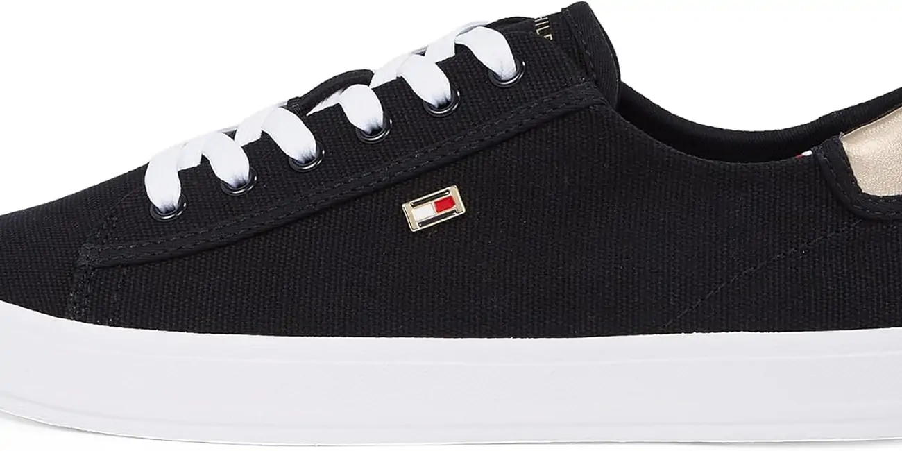 Zapatillas Tommy Hilfiger Vulc Canvas Lace Up negras para mujer en talla 38