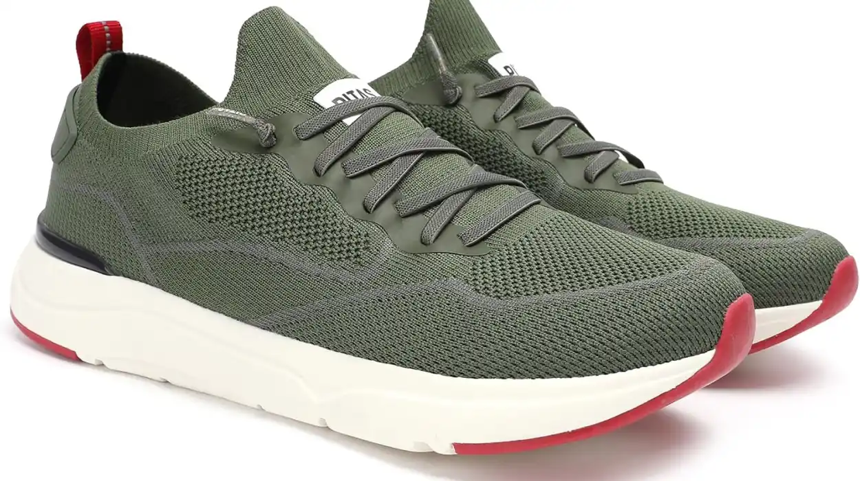 Zapatillas deportivas para hombre Walk in Pitas Cue Man en varios colores