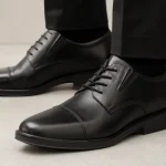Zapatos Clarks Tilden Cap de cuero negro para hombre