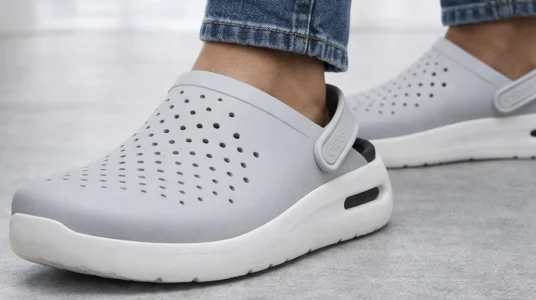 zuecos-crocs-inmotion-clog-unisex